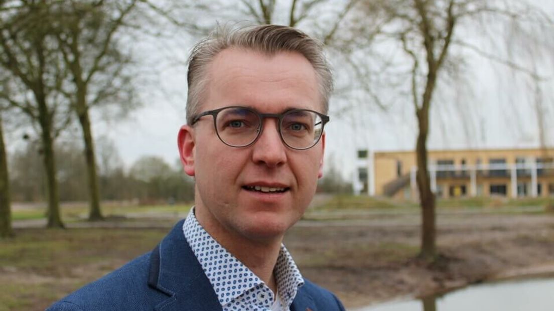 VIDEO: SGP-Dantumadiel stemt tegen vrouwen op kieslijsten: "Wij houden vast aan onze principes"
