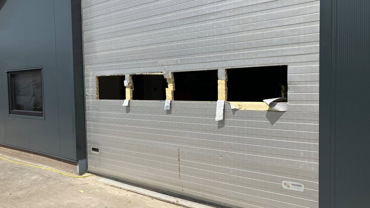 Inbraak in loods aan de Einsteinstraat in Buitenpost: "14.000 euro schade"