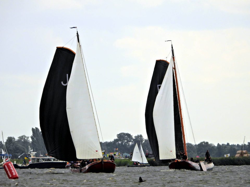 Tweede dagoverwinning voor Joure, maar race overschaduwd door aanvaring