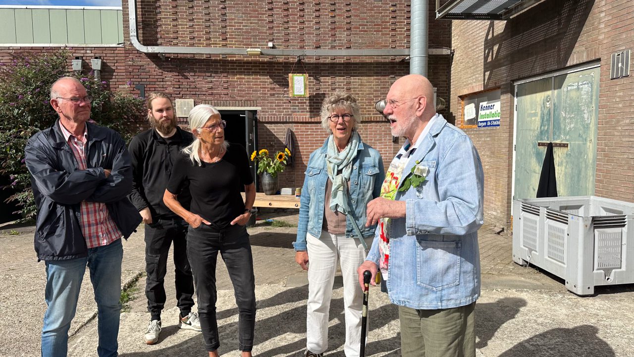 Burgum verandert voor één dag in kunstdorp