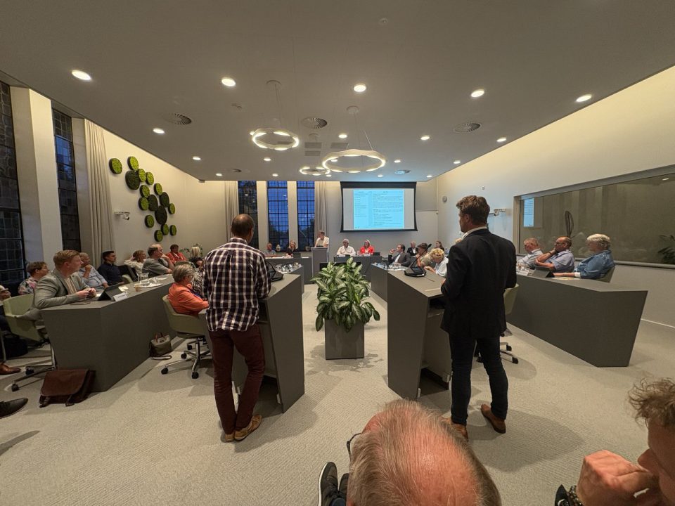 Raad stemt in met deelname in zonnepark Skûlenboarch, onder strikte voorwaarden