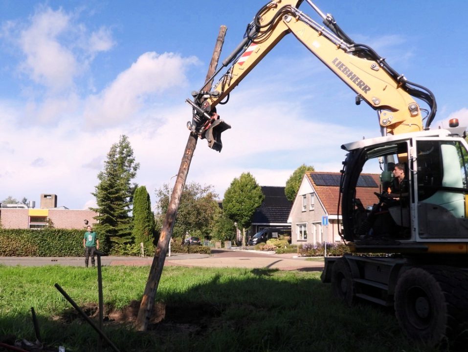 Plaatsing zwaluwtillen in Burum, Kollum en Buitenpost