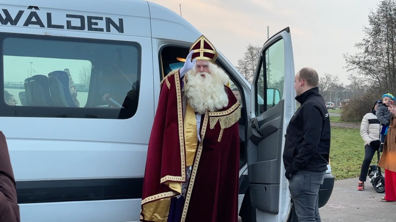 Spannend bezoek van Sinterklaas in De Westereen: 