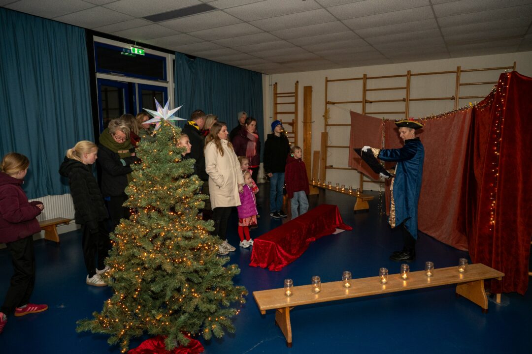 Kinderen It Harspit maken Krystkuier