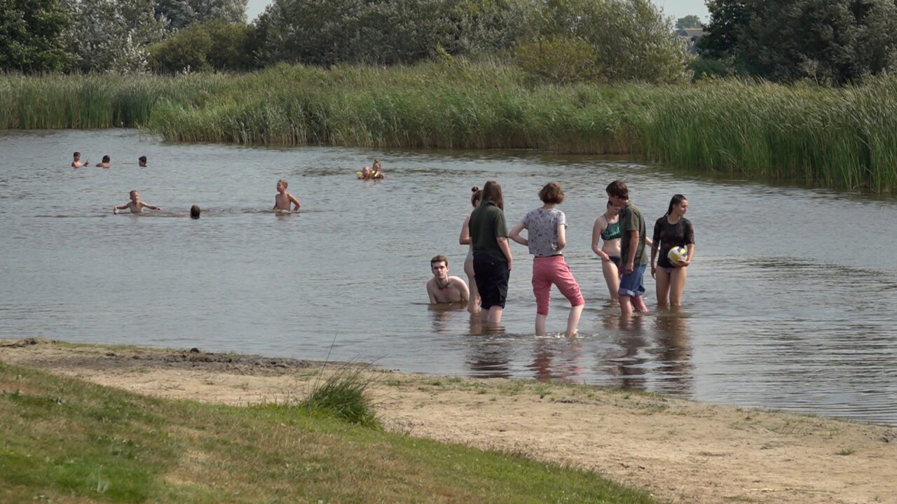 Wat moet Dantumadiel doen met het terrein bij het Eeltsjemar?