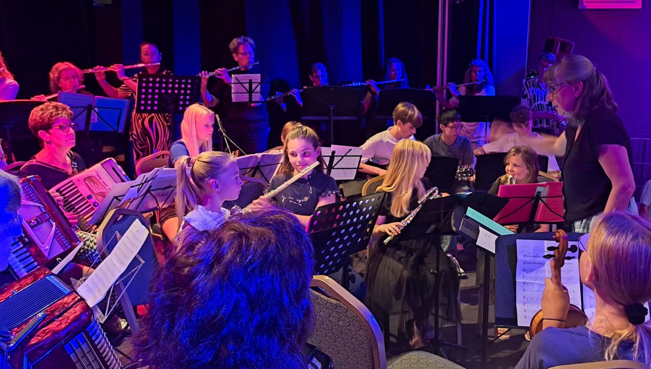 Dokkum zingt en speelt samen: doe mee aan het Keningsnûmer fan Opus 3