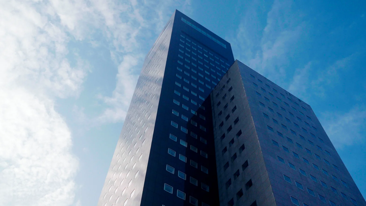 Harns Invest neemt Achmeatoren over, Dokkumer Eric Kooistra betrokken bij herontwikkeling