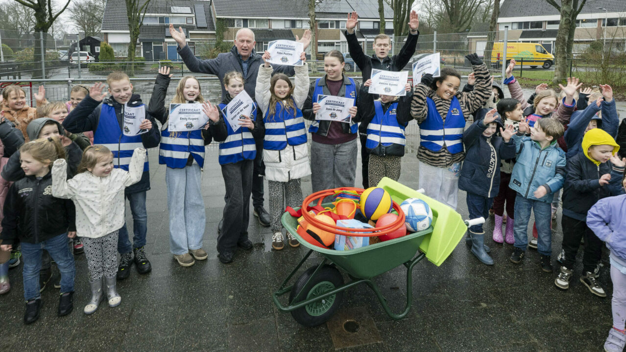 Afsluiting project ‘De Beweegkroade’ op CBS De Bernebrêge in Surhuisterveen