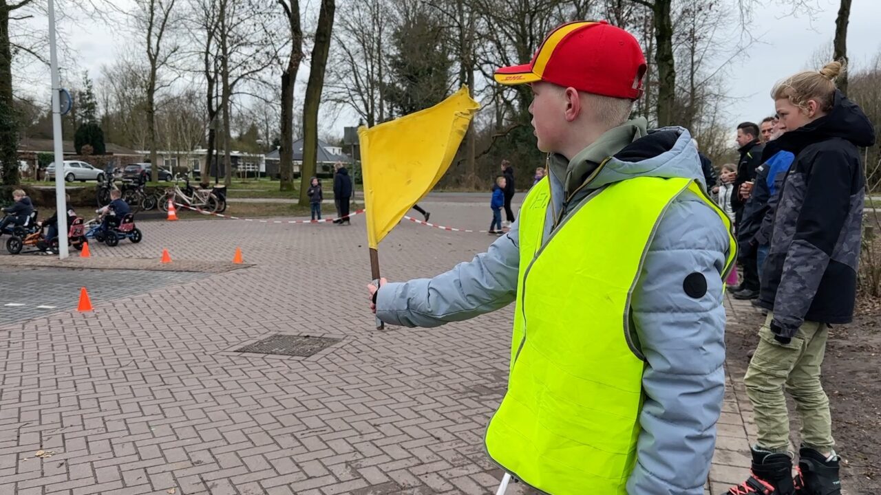Jeugd in Tytsjerk organiseert eigen skelterrace: ''Dêr binne wy hiel grutsk op''