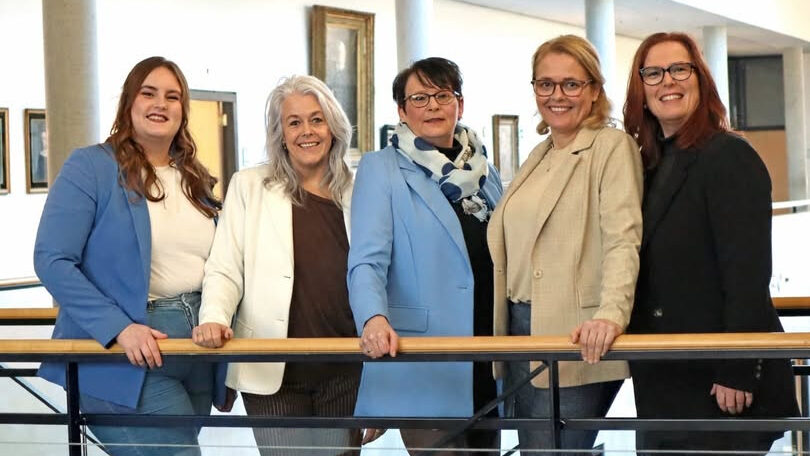 INGEZONDEN: Froulju yn de Fryske polityk: Dantumadiel kin en moat better