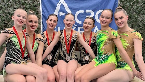 Medailles voor acrogymnasten Turn- en gymsport Dokkum op plaatsingswedstrijd NK