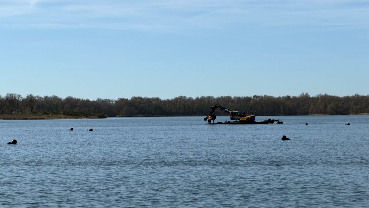 Werkzaamheden op het water
