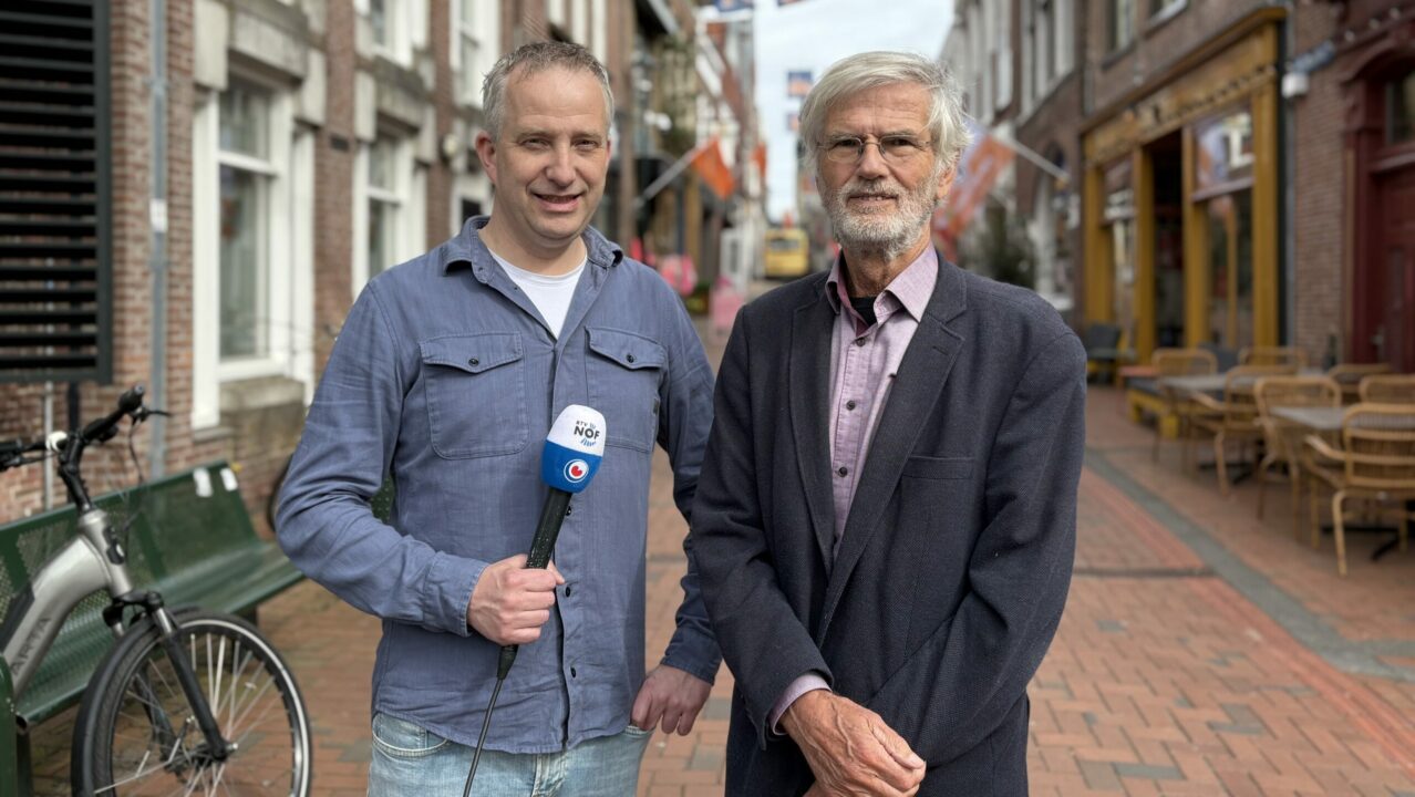 Een primeur: Keningsdei voor het eerst live met Fries commentaar