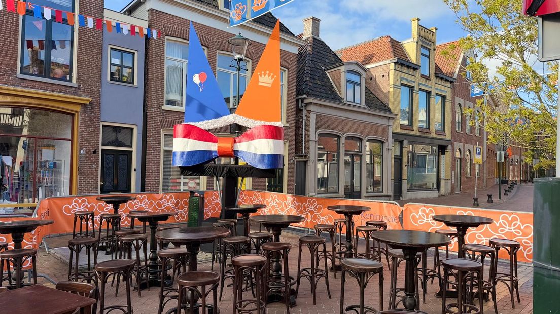 LIVEBLOG: Veel nieuwsgierige mensen in de stad | Nog maar één dag, dan is het zover!