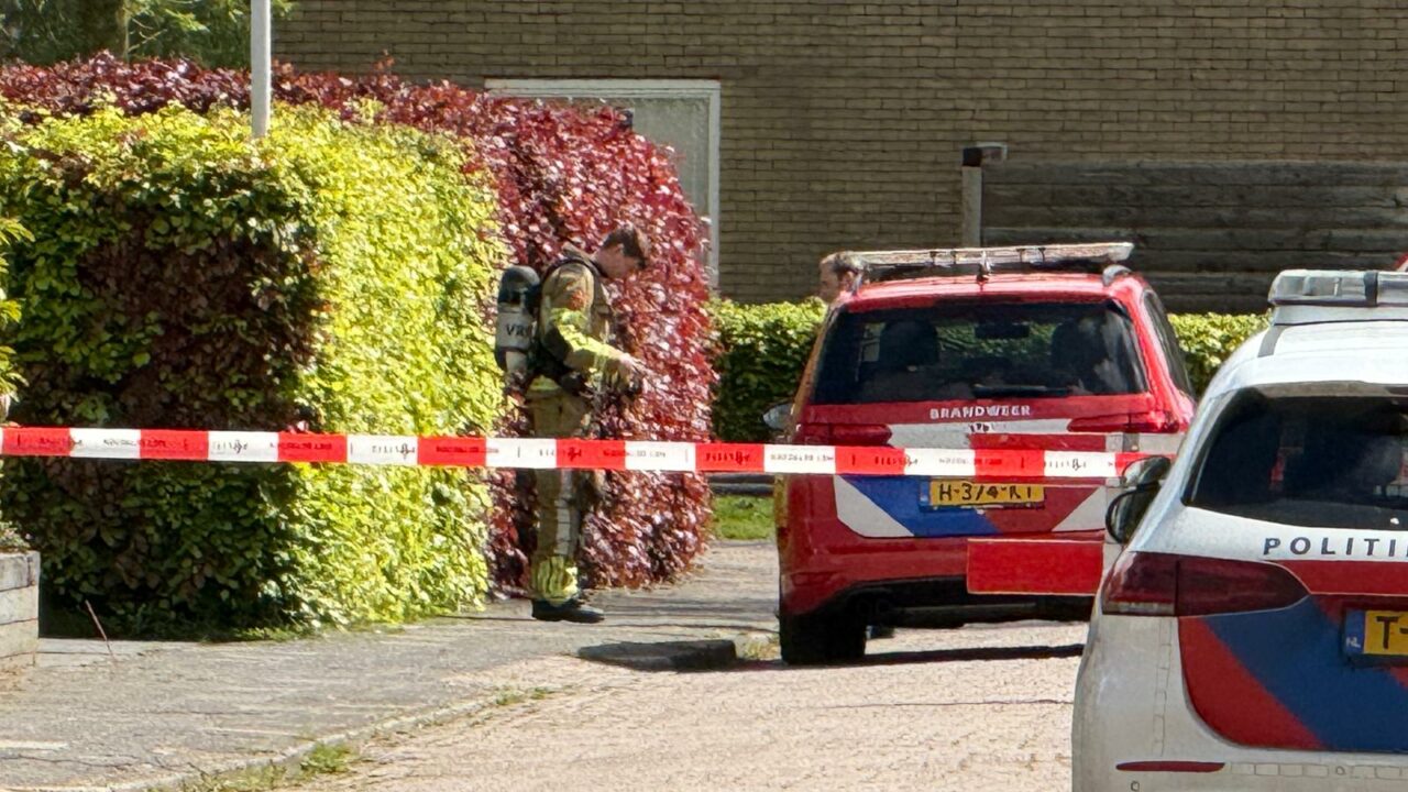 Hoofdgasleiding geraakt bij werkzaamheden in Gytsjerk; twee straten enige tijd ontruimd