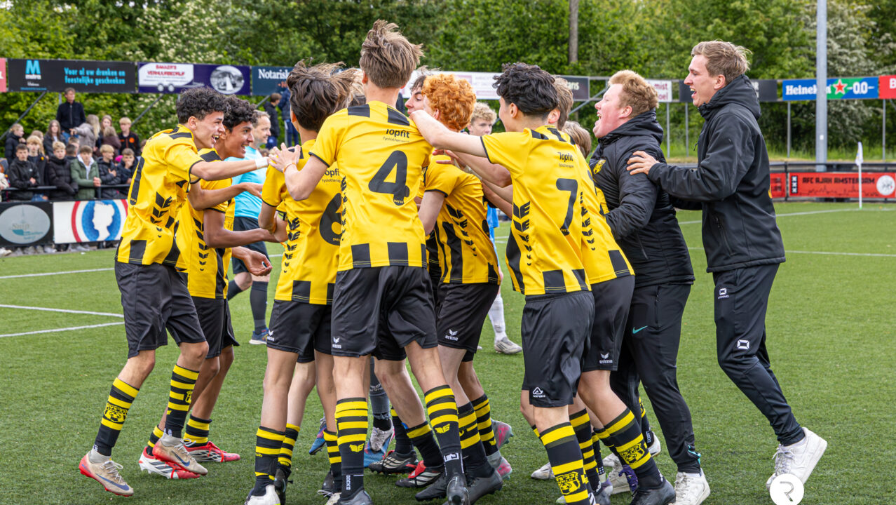 DVS’33 en VV Heerenveen winnen jubileumeditie Bonifatiuscup