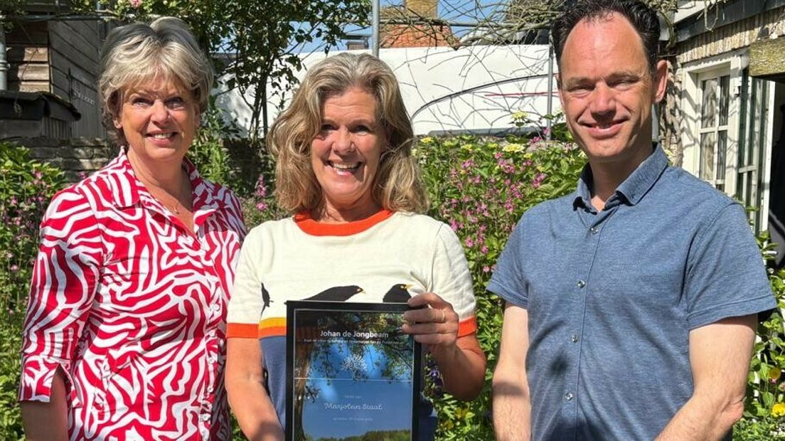 Johan de Jong-boom is dit jaar uitgereikt aan Marjolein Staal van NME-centrum De Klyster