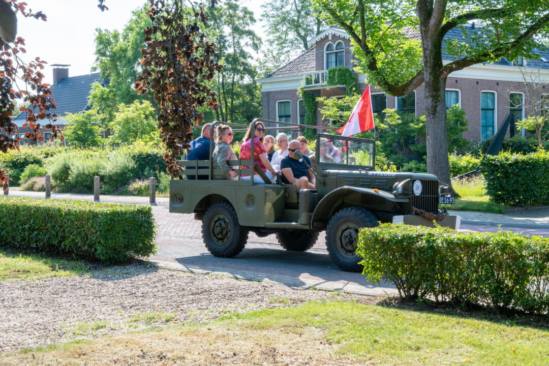 Eer aan de Veteranen, Anjerperkje onthuld in Ternaard