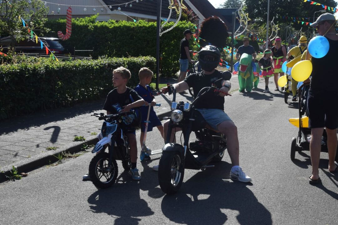 Dorpsfeest Kootstertille ondanks noodweer groot succes