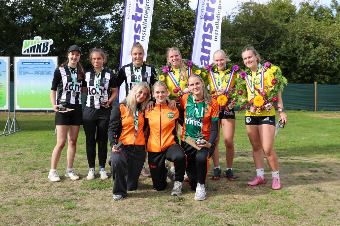 Partuur uit Balk grijpt Nederlandse titel op kaatsveld in Dokkum