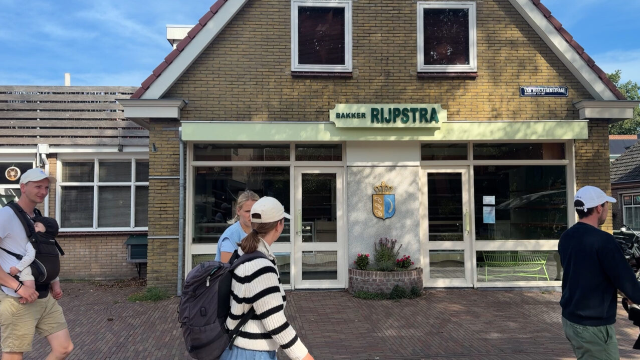 Na zestig jaar gaat bakker Rijpstra op Ameland met pensioen