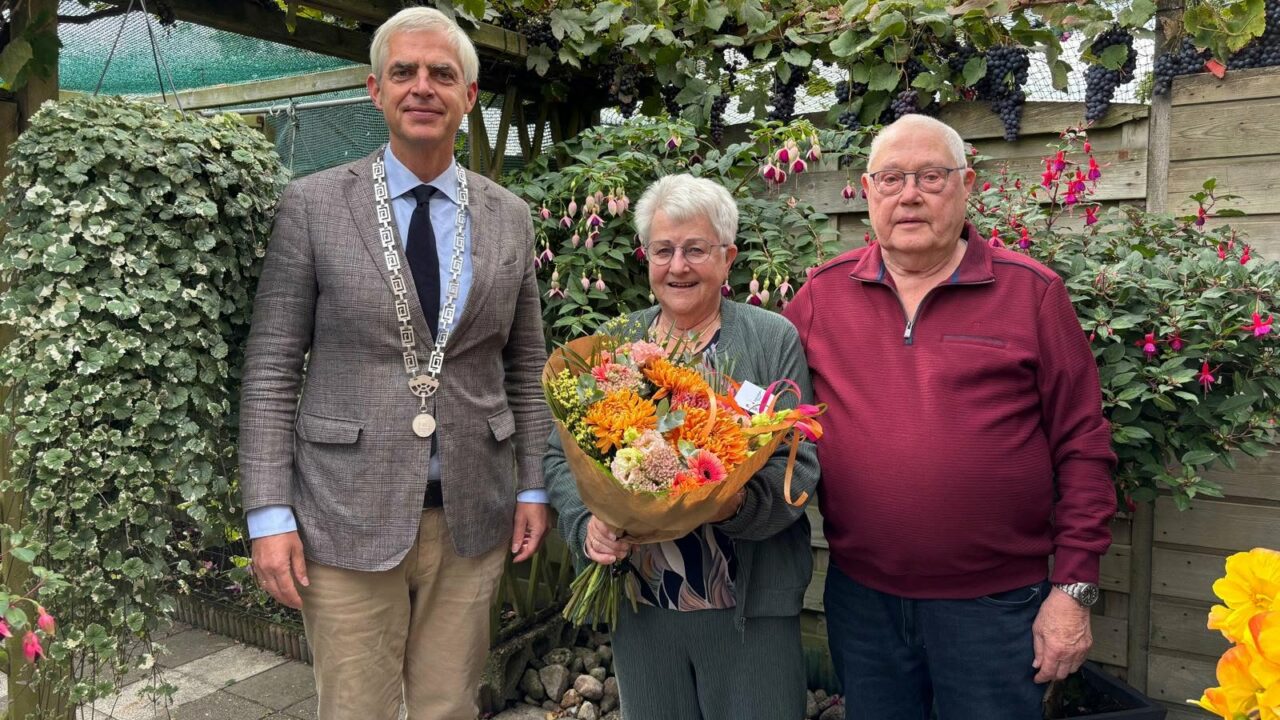 Zestig jarig huwelijksjubileum echtpaar Durk en Jelske Boonstra