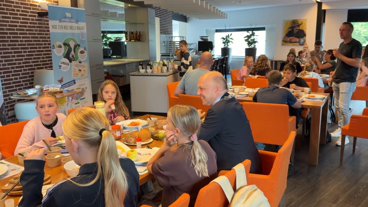 Leerlingen ontbijten met burgemeester: 